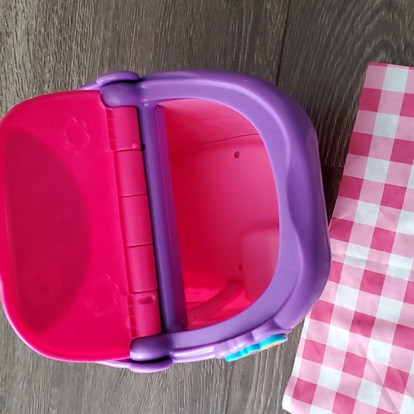 LeapFrog Shapes & Sharing Picnic Basket - English Edition Musical - Picture 6 of 7